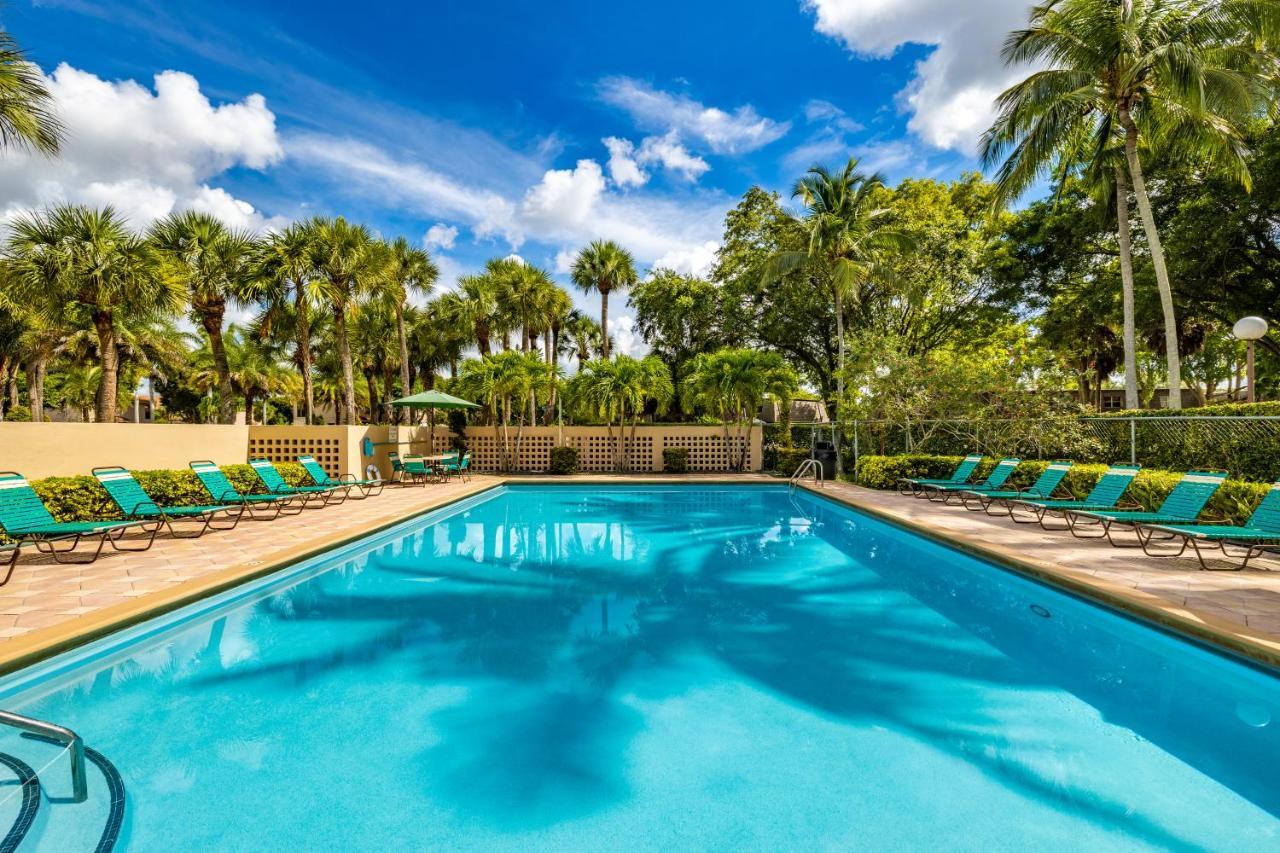 Luxurious And Cozy Townhouse 3 Bedrooms 2.5 Bath Miami Exterior photo